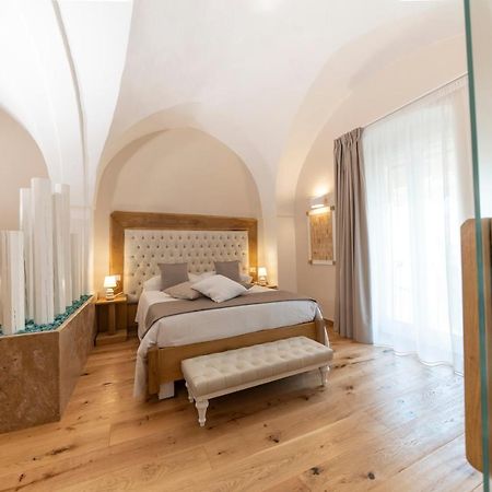 Bed and Breakfast Il Borgo Relais Гравина-ин-Пулья Экстерьер фото
